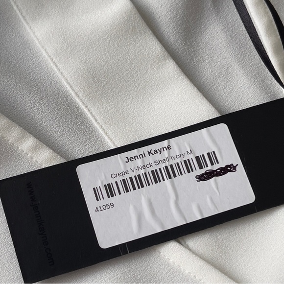 Jenni Kayne Ivory Crepe V-Neck Shell Sleeveless Top M NWT - Picture 9 of 13